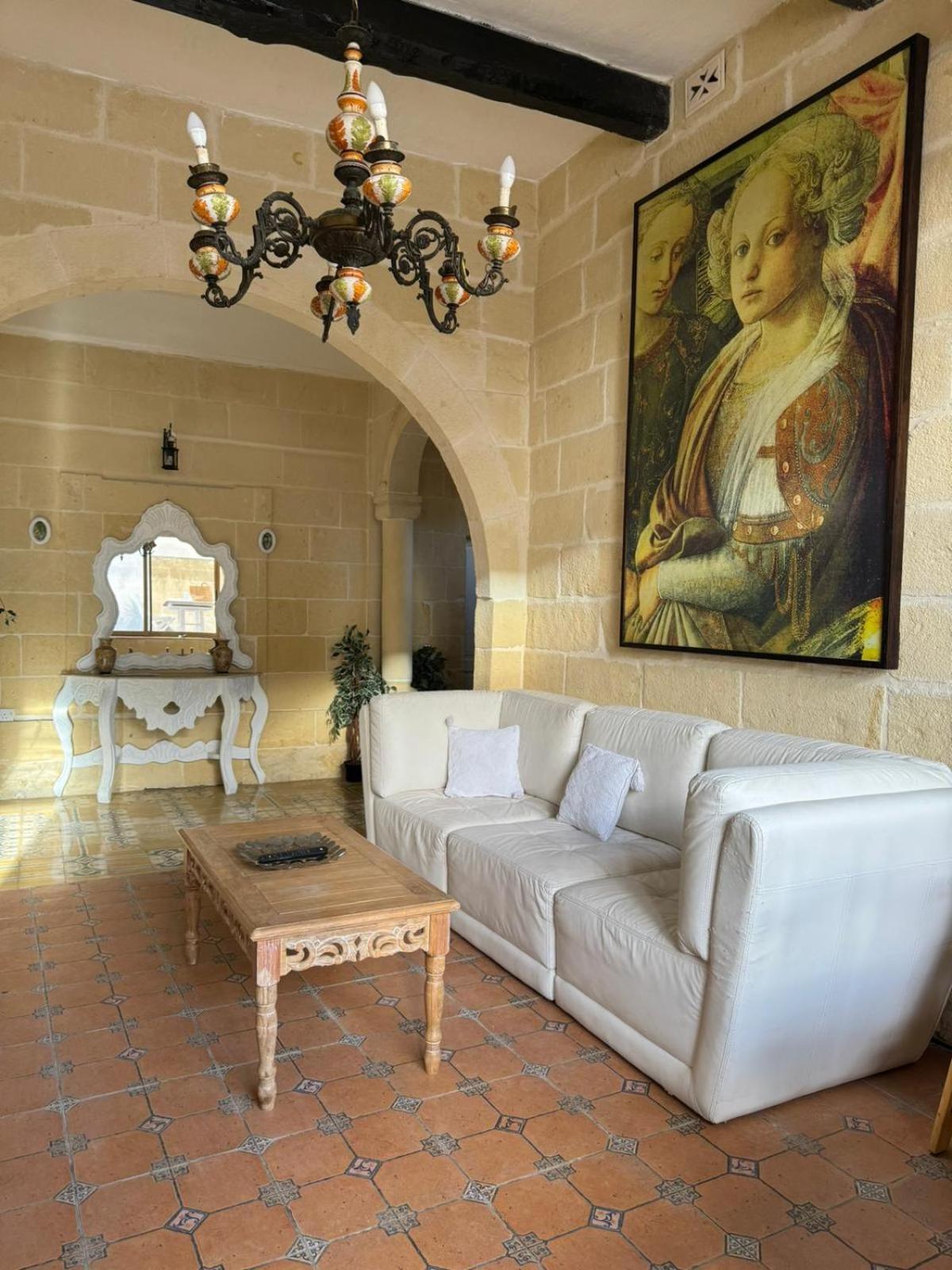 Maison d'hôtes Tal-Kaptan à Victoria Extérieur photo